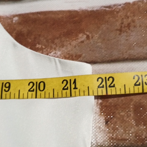 XL Like New Unbranded Silky Lined Sleeveless Camisole Top - Picture 7 of 12